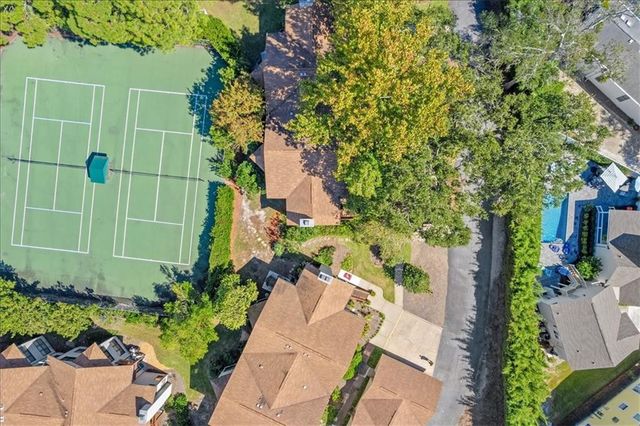512 Harbour Oaks Drive, St. Simons Island, GA 31522