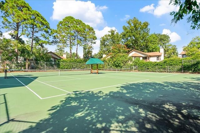 512 Harbour Oaks Drive, St. Simons Island, GA 31522