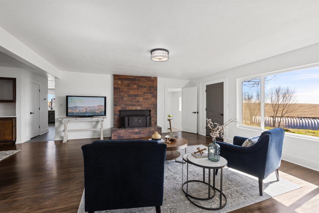 29862 Emmett Rd, Caldwell, ID 83607