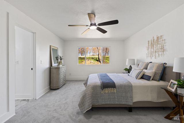 29862 Emmett Rd, Caldwell, ID 83607