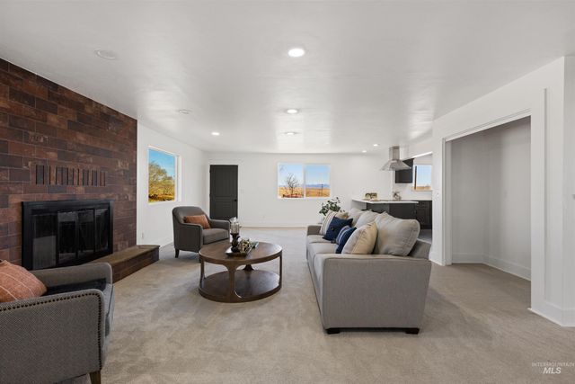 29862 Emmett Rd, Caldwell, ID 83607