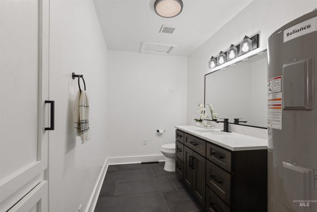 29862 Emmett Rd, Caldwell, ID 83607