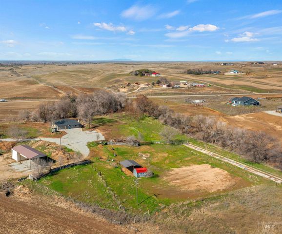29862 Emmett Rd, Caldwell, ID 83607