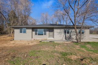 29862 Emmett Rd, Caldwell, ID 83607