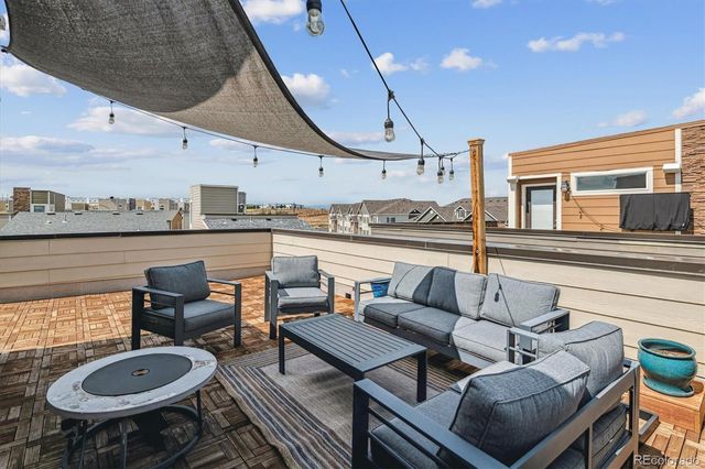 15763 E Broncos Place, Englewood, CO 80112