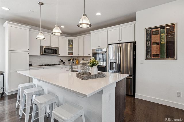 15763 E Broncos Place, Englewood, CO 80112