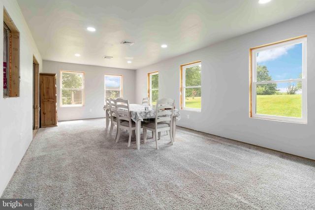 112 SAW MILL RD, Elizabethtown, PA 17022