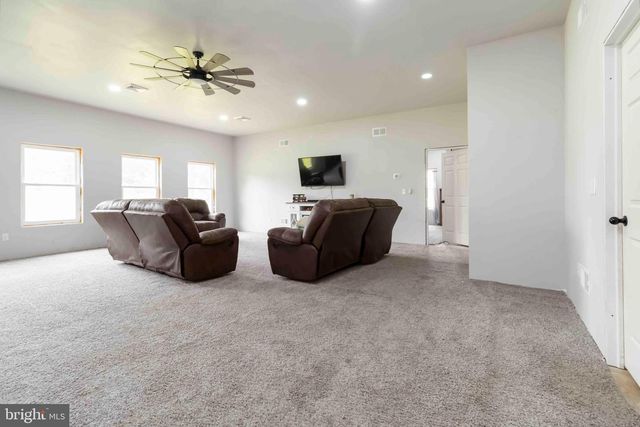 112 SAW MILL RD, Elizabethtown, PA 17022