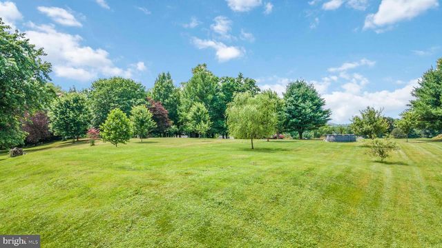 112 SAW MILL RD, Elizabethtown, PA 17022
