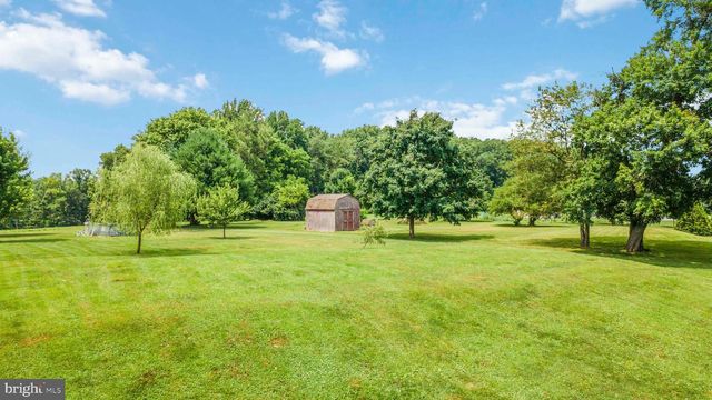 112 SAW MILL RD, Elizabethtown, PA 17022