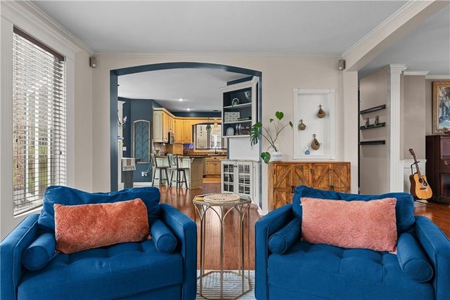 5715 NE SAPPHIRE Place, Lee's Summit, MO 64064