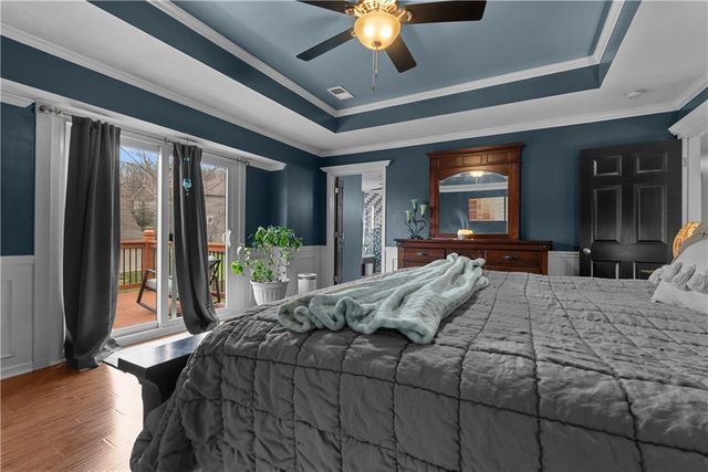 5715 NE SAPPHIRE Place, Lee's Summit, MO 64064