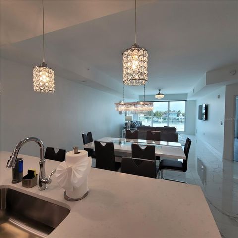 415 ISLAND WAY 206, Clearwater Beach, FL 33767