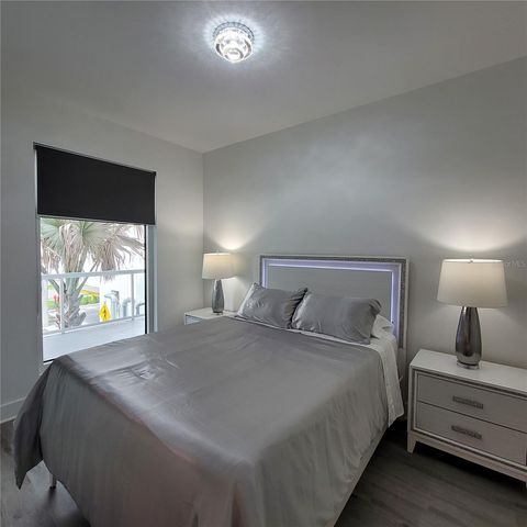 415 ISLAND WAY 206, Clearwater Beach, FL 33767