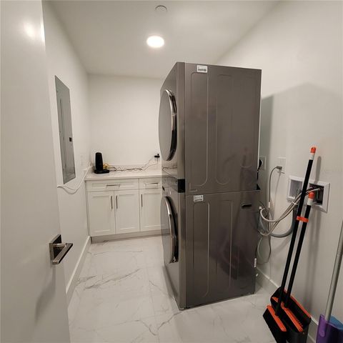 415 ISLAND WAY 206, Clearwater Beach, FL 33767