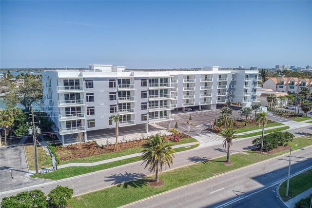 415 ISLAND WAY 206, Clearwater Beach, FL 33767