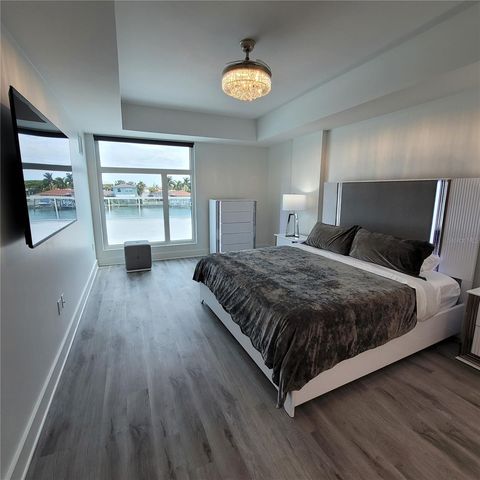 415 ISLAND WAY 206, Clearwater Beach, FL 33767