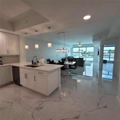 415 ISLAND WAY 206, Clearwater Beach, FL 33767