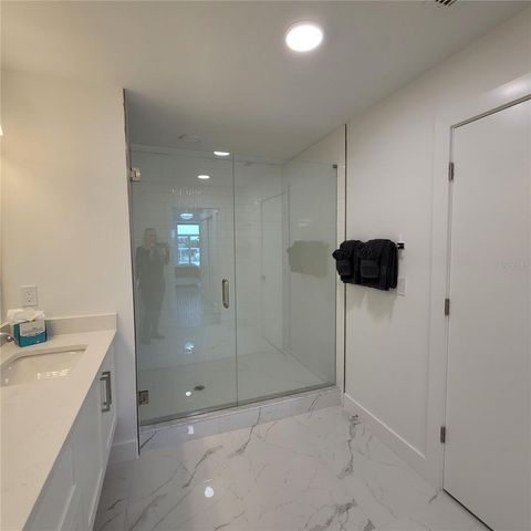 415 ISLAND WAY 206, Clearwater Beach, FL 33767