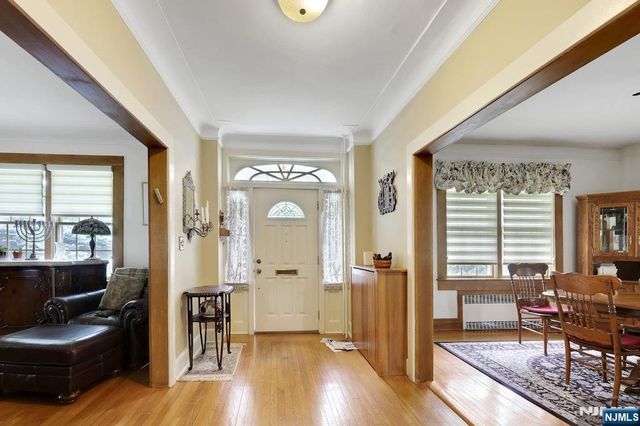 431 Maitland Avenue, Teaneck, NJ 07666