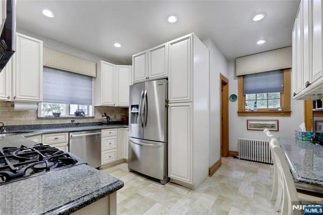 431 Maitland Avenue, Teaneck, NJ 07666