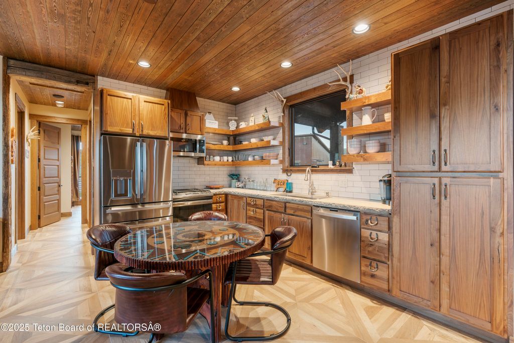 627 RYEGRASS Road, Daniel, WY 83115 photo 33