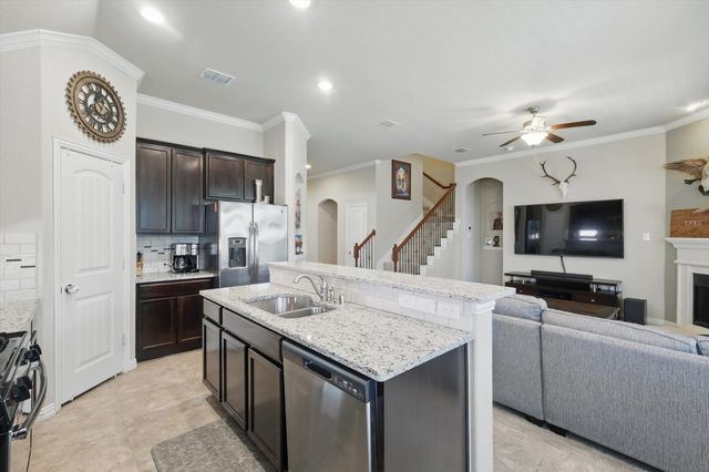 1325 Zanna Grace Way, Fort Worth, TX 76052