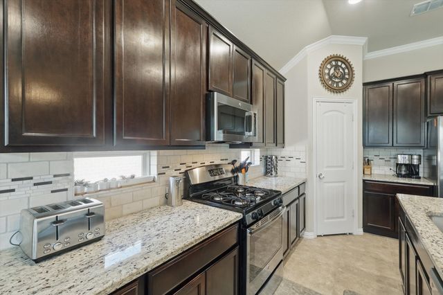 1325 Zanna Grace Way, Fort Worth, TX 76052