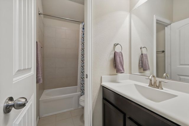 1325 Zanna Grace Way, Fort Worth, TX 76052