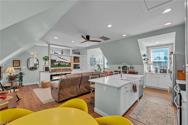 1139 Princess Anne RD, Virginia Beach, VA 23457
