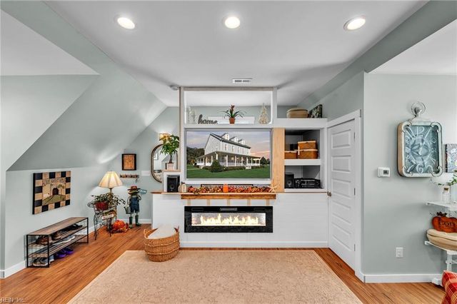 1139 Princess Anne RD, Virginia Beach, VA 23457