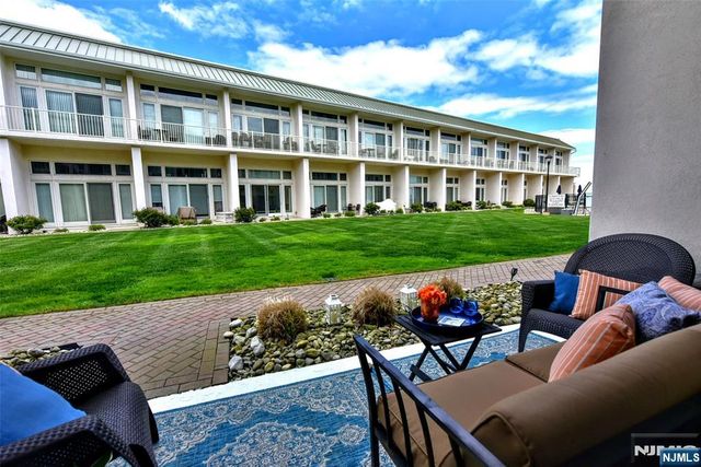 448 Ocean Avenue 25A, Long Branch, NJ 07740