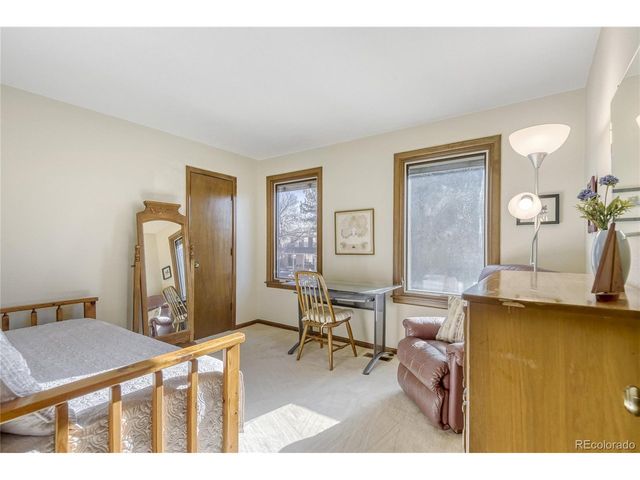 6057 S Lima Way, Englewood, CO 80111