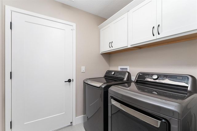 2015 DAGENAIS WAY, The Villages, FL 32163