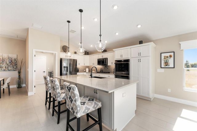 2015 DAGENAIS WAY, The Villages, FL 32163