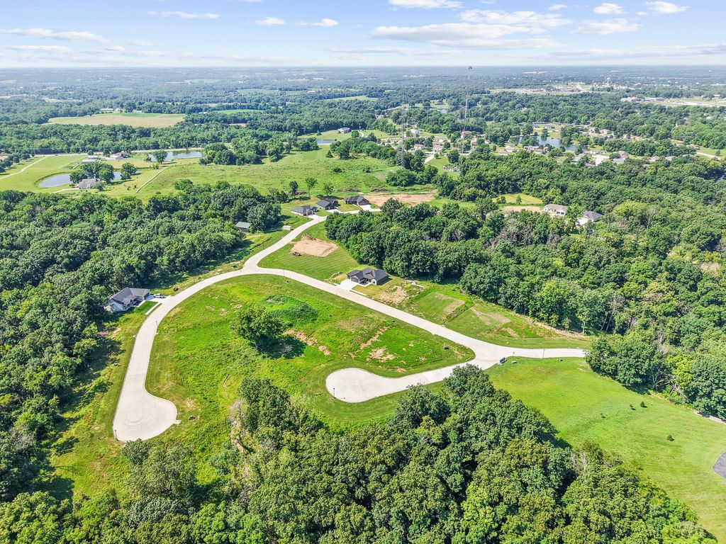 262 BOONE POINT SUBDIVISION, Boonville, MO 65233