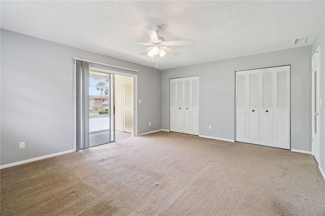 105 Spring Lake Court 203, Vero Beach, FL 32962