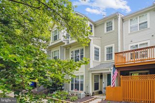 2641 S EVERLY DR #8 4, Frederick, MD 21701