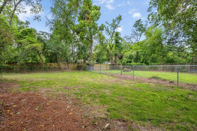 2131 Oxford Road, Tallahassee, FL 32304