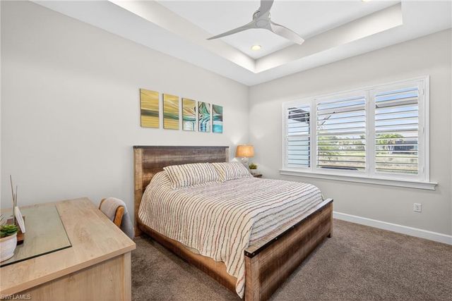 7026 Dominica DR, Naples, FL 34113