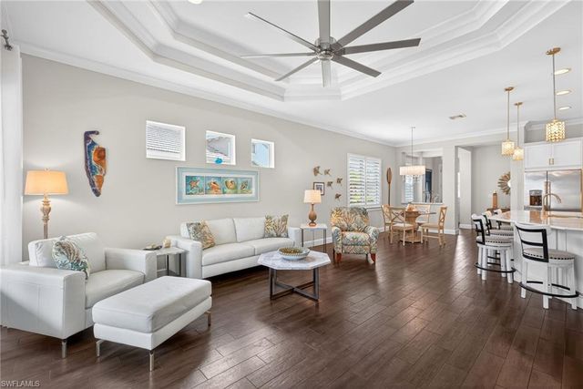 7026 Dominica DR, Naples, FL 34113