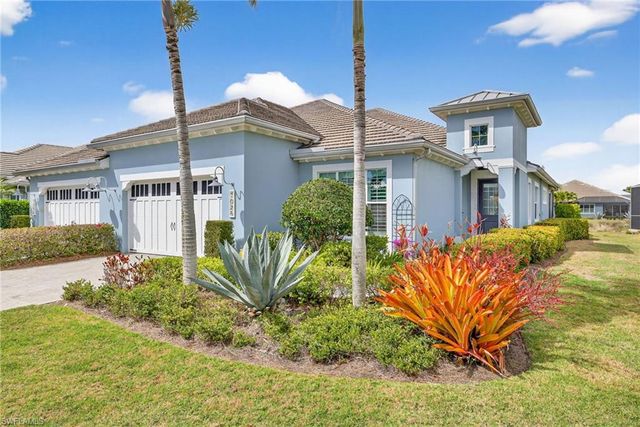 7026 Dominica DR, Naples, FL 34113