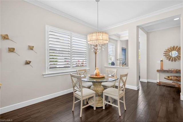 7026 Dominica DR, Naples, FL 34113