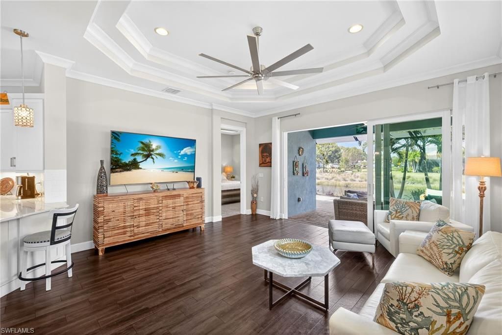 7026 Dominica DR, Naples, FL 34113