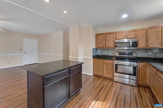 7 RIVERSIDE DR, Palmyra, VA 22963