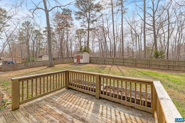 7 RIVERSIDE DR, Palmyra, VA 22963