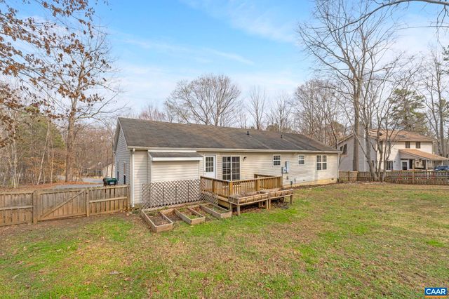 7 RIVERSIDE DR, Palmyra, VA 22963