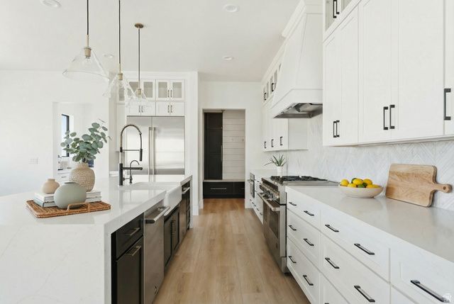 1109 W AUTUMN VIEW CIR, Lehi, UT 84048