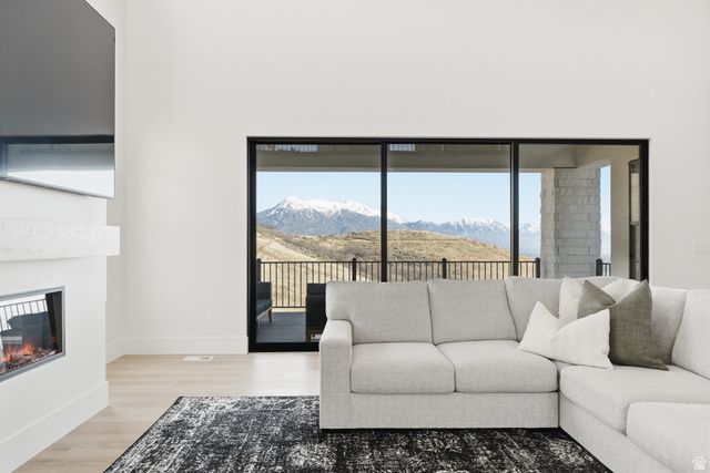 1109 W AUTUMN VIEW CIR, Lehi, UT 84048