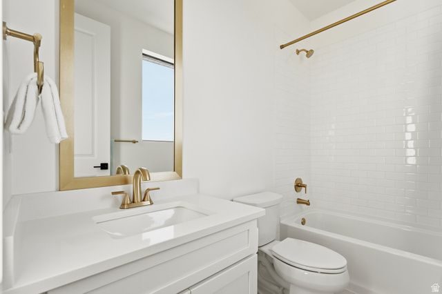 1109 W AUTUMN VIEW CIR, Lehi, UT 84048